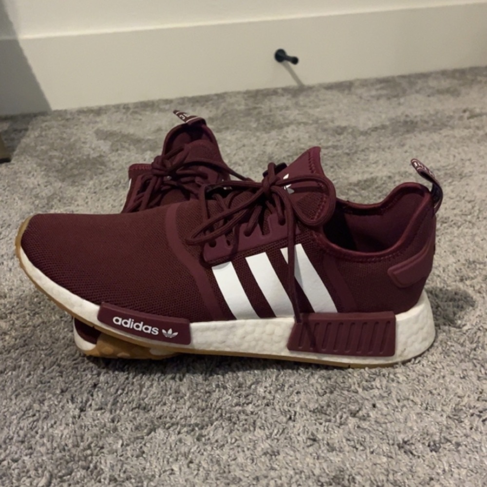 Adidas Size 9.5